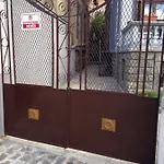 Mano 호텔
