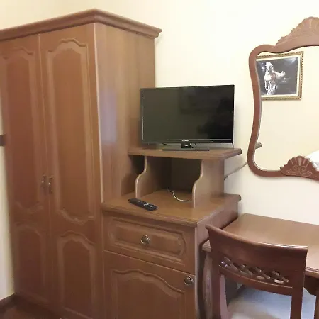 Mano Ξενοδοχείο Κορυτσά