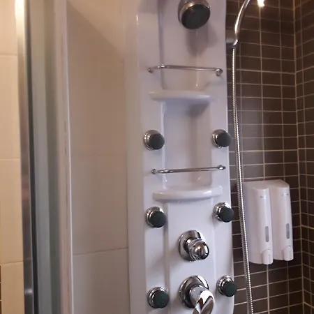 Hotel Mano *