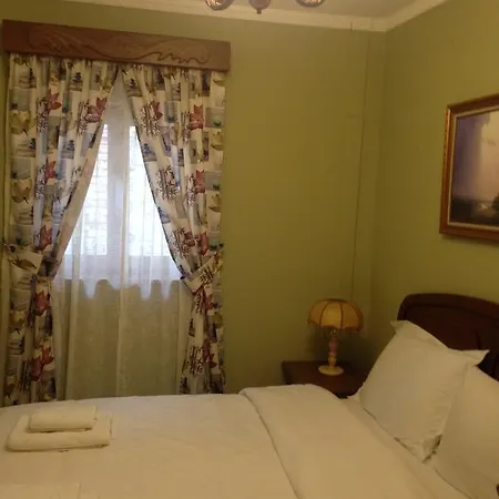 Mano * Κορυτσά