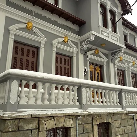 Hotel Mano *