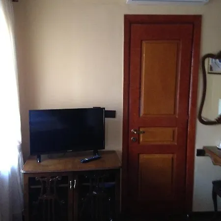 Mano 酒店 科尔察